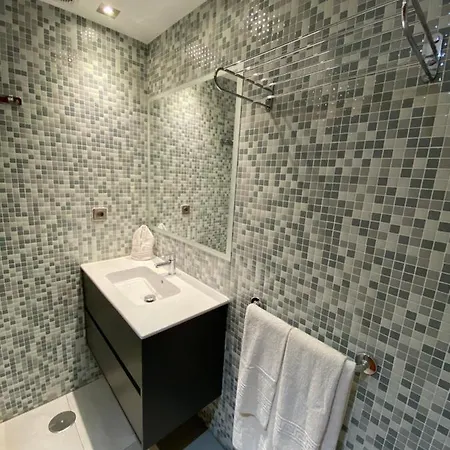 Appartement Marfolin 8 *